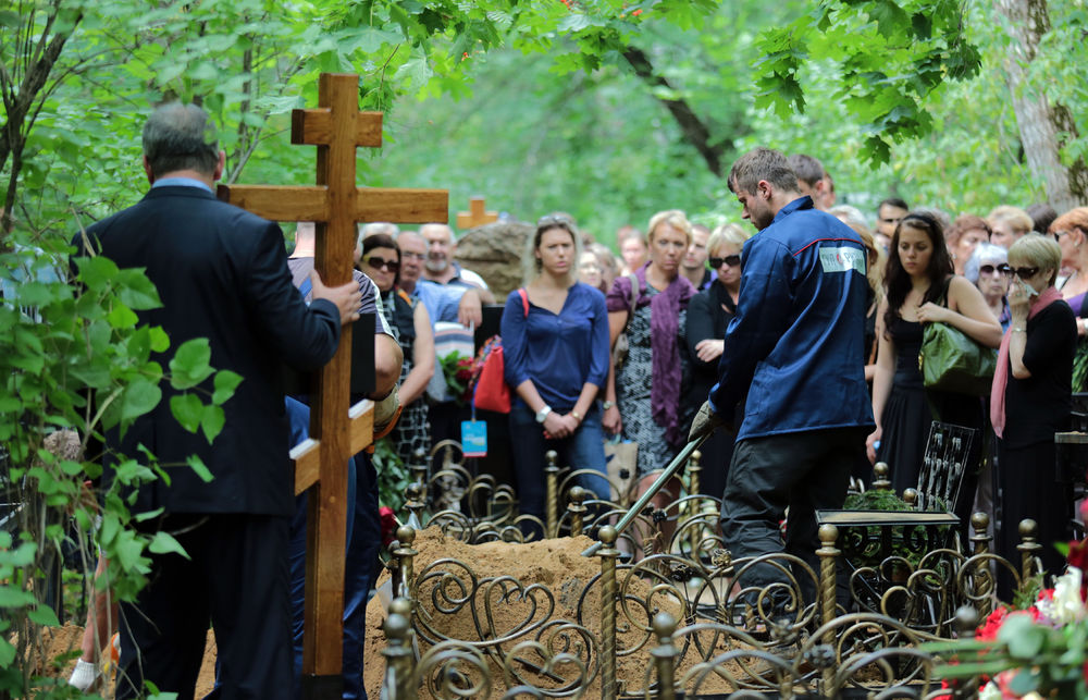 Похороны погибших в теракте в москве
