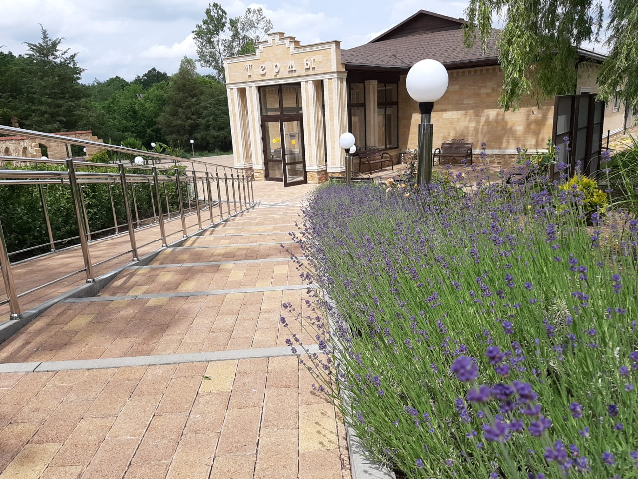 Уникальная термальная вода используется в бальнеологическом центре «Термы»